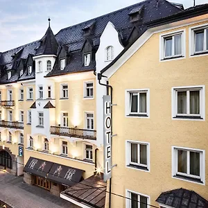 Grauer Baer Hotel